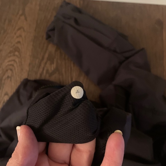 🍋Lululemon “Spring Forward Jacket” Size 4 black - Picture 13 of 13